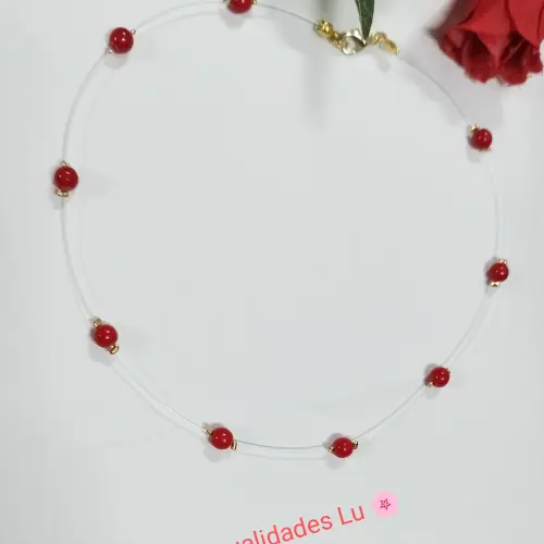 Collar de perlas flotantes's photo #2