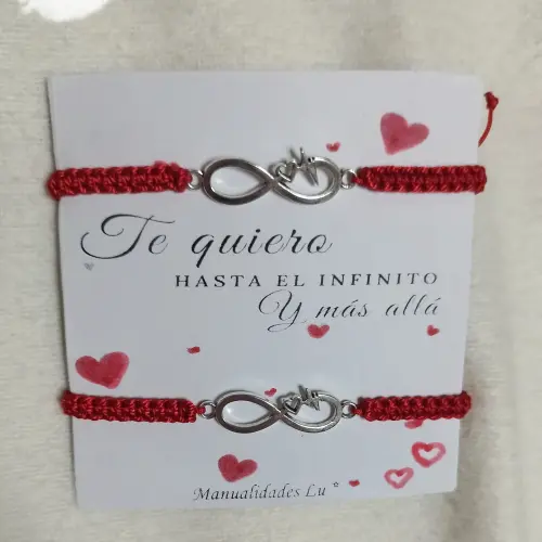 Pulsera macramé tejida con símbolo del infinito — imagen 2