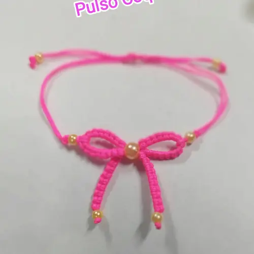 Pulsera macramé con lazo coquette. p58N — imagen 1