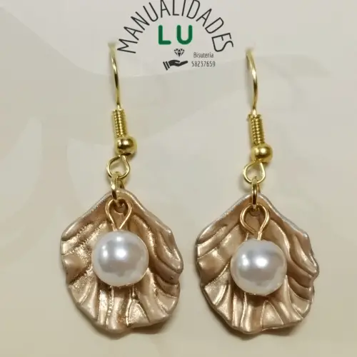 Par de aretes con ostras. #82A — imagen 2