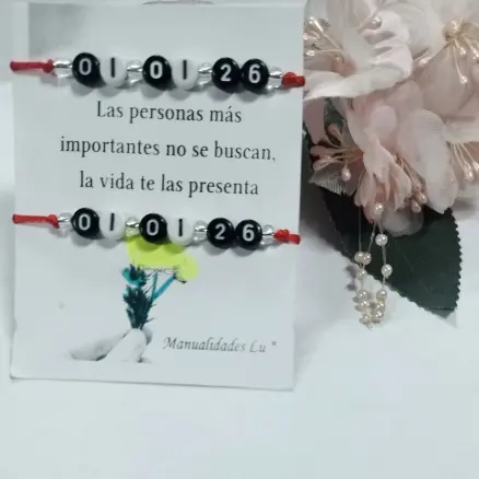 Pulsera macramé tejida con números. — imagen 2