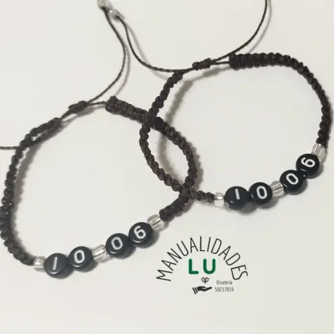 Pulsera macramé tejida con números. — imagen 1
