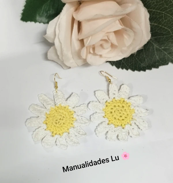 Aretes flor de margarita a crochet's foto | Manualidades Lu 🌸 |  BizneCubano