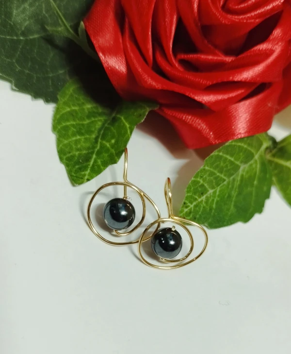 Aretes circulo alrededor de piedra semipreciosa. #52A's foto | Manualidades Lu 🌸 |  BizneCubano