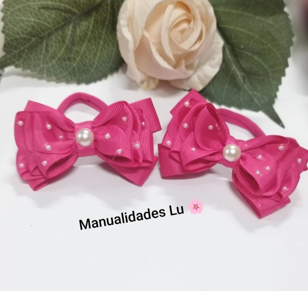 Par de felpas con moño triple. #12A's foto | Manualidades Lu 🌸 |  BizneCubano