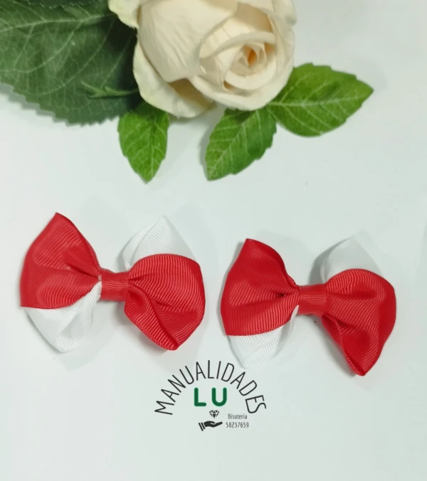 Par de lazos abrazos bicolor. #34A's foto | Manualidades Lu 🌸 |  BizneCubano