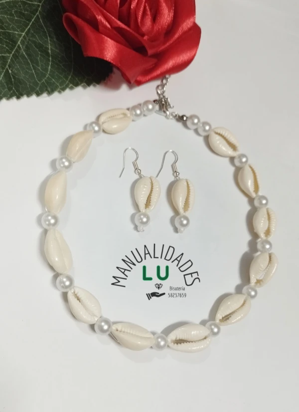 Juego de collar y aretes de caracoles y perlas. #70A's foto | Manualidades Lu 🌸 |  BizneCubano