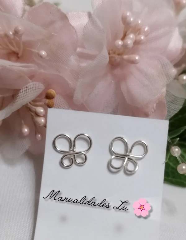 Par de aretes con forma de mariposa. #56N's foto | Manualidades Lu 🌸 |  BizneCubano