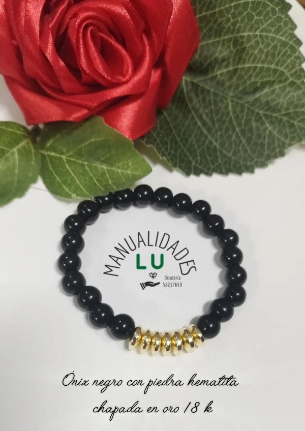 Pulso ónix negro 8 mm con 7 piedras hematita chapada en oro 18 k.  #84A's foto | Manualidades Lu 🌸 |  BizneCubano