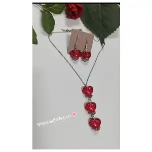 Juego de cadena y aretes con corazones rojos. p62N miniatura 2
