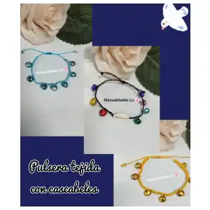 Pulsera macramé tejida con 7 cascabeles miniatura 2