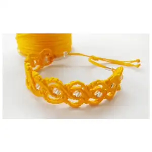 Pulsera macramé tejida cereza. p8N miniatura 1