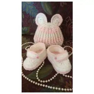 Gorros para bebé  tejidos a crochet miniatura 2
