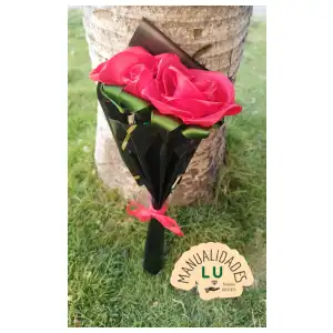 Ramo de rosas eternas miniatura 4